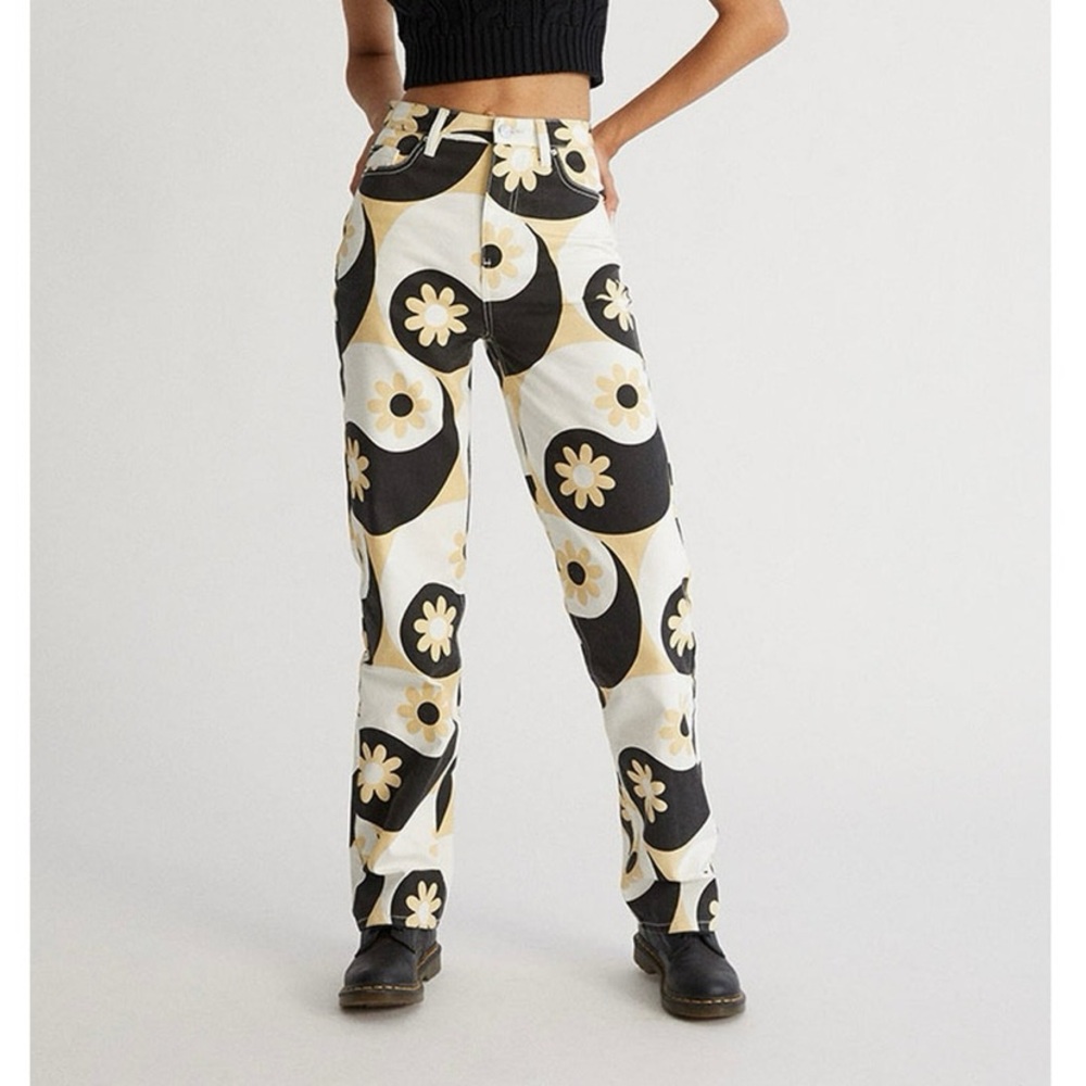 PacSun Black and White Floral Straight Leg Pants NWTS
